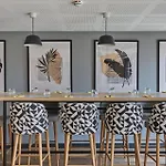 Odalys - Arenes - Palais Des Congres Hotel apartamentowy 4*
