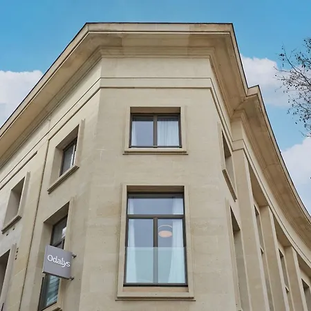 Odalys - Arenes - Palais Des Congres 4*