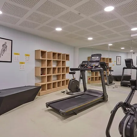 Odalys - Arenes - Palais Des Congres 4* نيم