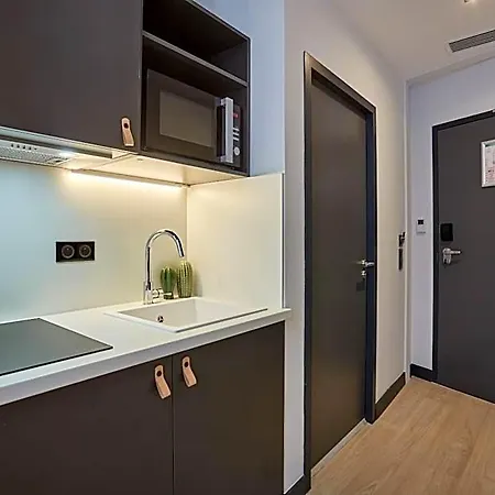Aparthotel Odalys - Arenes - Palais Des Congres 4*