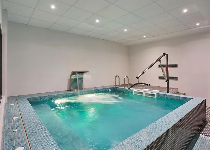 Odalys - Arenes - Palais Des Congres 4* Nîmes