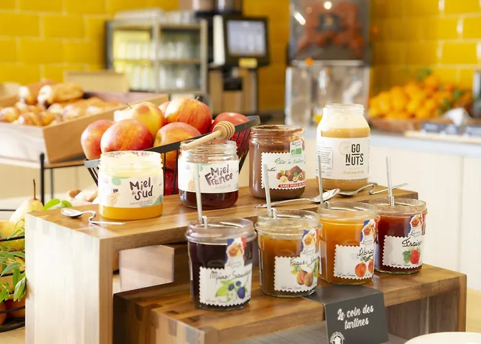 Odalys - Arenes - Palais Des Congres 4*